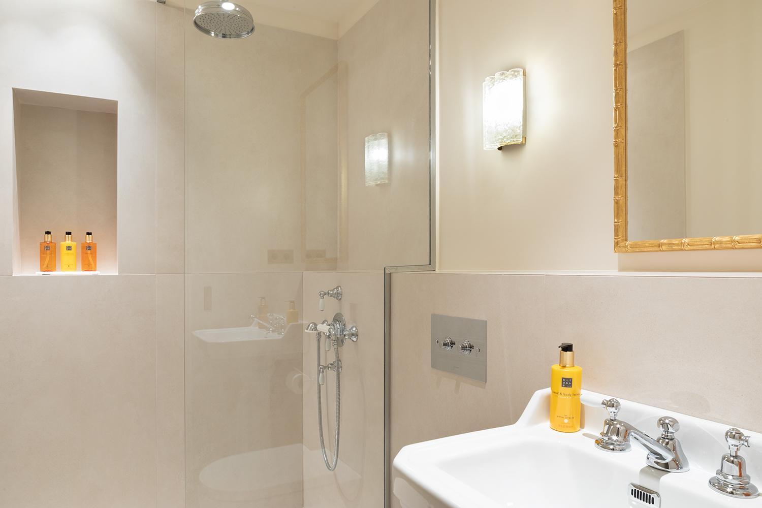 Pick A Flat'S Apartements With Services In Louvre - Rue Des Halles Paris Exterior photo